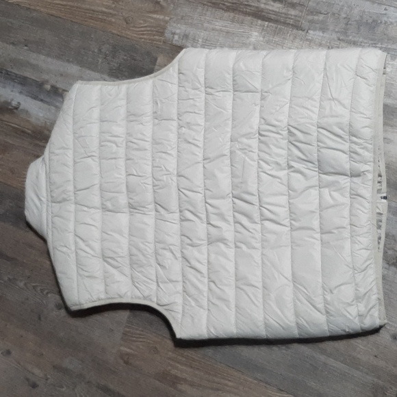Zara puffer vest - Picture 2 of 7